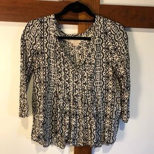 Anthropologie black and white flowy blouse